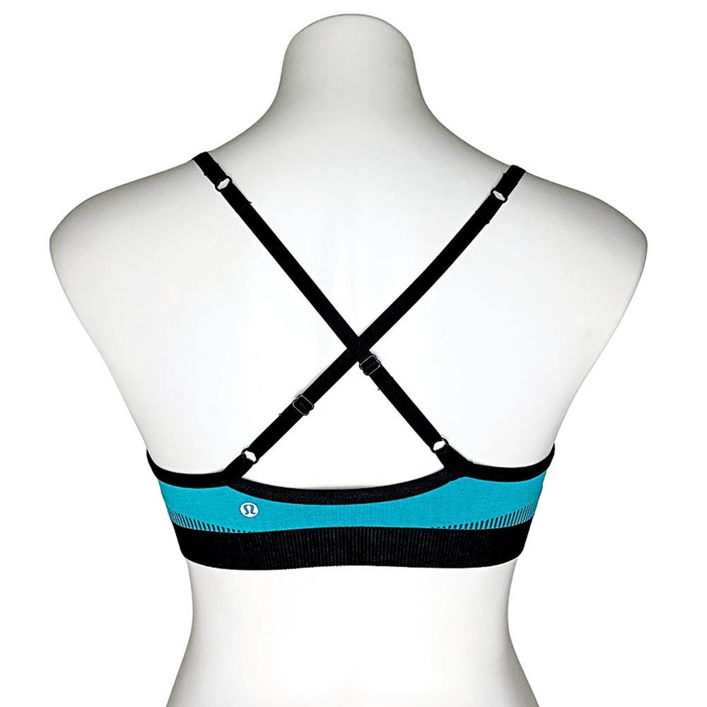 Lululemon Hold Your Om Colorblock Seamless Bra II in Heathered Peacock Blue - Picture 9 of 12